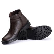 Coturno Feminino Cano Em Couro E Fivela