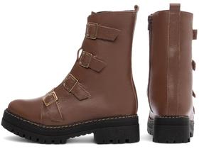 Coturno Feminino Sola Tratorada em Couro com Zíper Lateral e Fivelas Elegantes Coturno Feminino Sola Tratorada em Couro com Zíper Lateral e Fivelas Elegantes