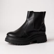 coturno preto