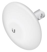 CPE Ubiquiti NanoBeam M5 airMAX - 5 GHz - Antena 16 dBi - Alcance até 10km - Throughput TCP