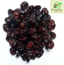 Cranberry inteiro, desidratado e adoçado, com 500 gramas (Embalado a vácuo).