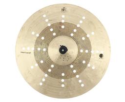 Crash BFC Brazilian Finest Cymbals Dry Dark Holed 18 DDHCR18 em Bronze B20