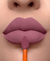 Creamy matte bto liquido classy- mari maria