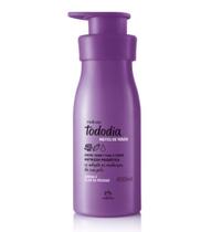 Creme Corporal Amora e Flor de Pêssego Sorbet Nutritivo Natura Tododia 400ml