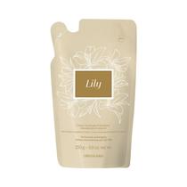 Creme Corporal O Boticário Lily Satin Bolsa de Recarga 250ml Creme Corporal O Boticário Lily Satin Bolsa de Recarga 250ml
