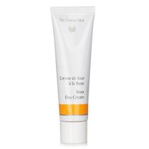 Creme de dia Dr. Hauschka Rose para pele sensível ou irritada