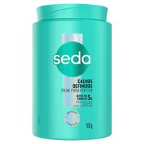 Creme de Pentear Seda Cachos Definidos Nutri Oil Complex Antifrizz e Maciez 900g Creme de Pentear Seda Cachos Definidos Nutri Oil Complex Antifrizz e Maciez 900g