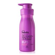 Creme Hidratante Natura Ameixa de Flor de Baunilha 400ml Creme Hidratante Natura Ameixa de Flor de Baunilha 400ml