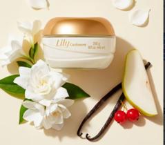 Creme Lily Cashmere Acetinado 250g: Hidratante Corporal Floral Amadeirado 48h