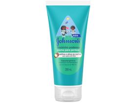 Creme para Pentear Johnson's Kids Blackinho Poderoso 200ml Creme para Pentear Johnson's Kids Blackinho Poderoso 200ml