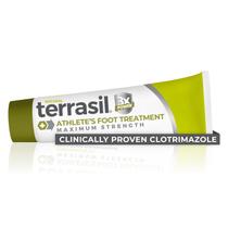 Creme para Tratamento de Pé de Atleta Terrasil Clotrimazol 30 ml Creme para Tratamento de Pé de Atleta Terrasil Clotrimazol 30 ml