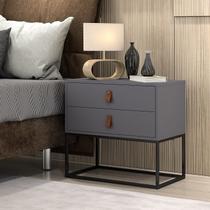 Criado Unic Cinza 02 Gavetas E Puxadores Em Couro Com Pés De Metal Criado Unic Cinza 02 Gavetas E Puxadores Em Couro Com Pés De Metal