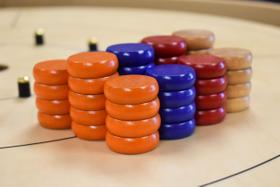 Crokinole Canada para 4 jogadores Crokinole Disc Party Pack Hockey Crokinole Canada para 4 jogadores Crokinole Disc Party Pack Hockey