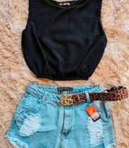 Cropet preto e shorts jeans tamanho P