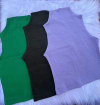 Cropped canelado verde militar