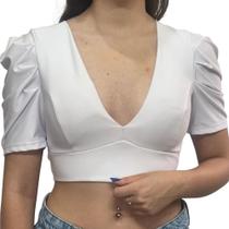 Cropped de Malha Justa com Manga Bufante e Decote V Cropped de Malha Justa com Manga Bufante e Decote V
