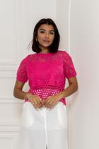 Cropped em Renda Desenhada Forrada