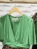 cropped estilo decote em V manga 3/4