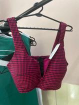 Cropped feminino bem versátil