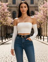 Cropped Feminino Com Manguinha E Ombro A Mostra Fashion Cropped Feminino Com Manguinha E Ombro A Mostra Fashion