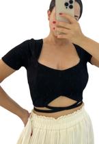 Cropped Manguinho em Tecido Laurel Avulso, com Bojo