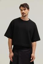 Cropped Over Preto Cor:PretoTamanho:M