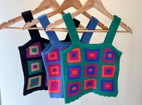 Cropped Petchwork azul e verde Cropped Petchwork azul e verde