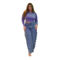 Cropped plus size canelado, manga longa com recorte lateral Cropped plus size canelado, manga longa com recorte lateral