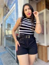 Cropped preto com branco