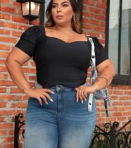 Cropped princesa plus size moda blogueira, fashion e sensual