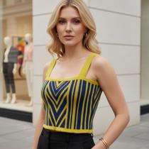 Cropped Tricot Detalhe Listra em V