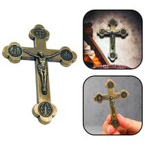 Crucifixo Cruz de Mão Livrai-nos Do Mal São Bento Metal 9 Cm