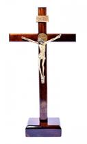 Crucifixo de Madeira para Mesa ou Parede São Bento com Verniz Alto Brilho 33 cm - Fornecedor 13