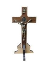 Crucifixo de Mesa e Parede Medalha São Bento Cristo em Metal Crucifixo de Mesa e Parede Medalha São Bento Cristo em Metal