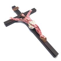 Crucifixo De Parede Madeira Cristo Chagado Em Resina 33 Cm
