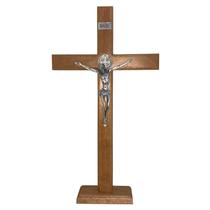 Crucifixo P/ Mesa/Parede Em Madeira C/ Medalha De São Bento Em Metal Nas Cores Ouro/Prata/Onix 42cm