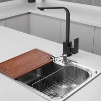 Cuba cozinha 60x42cm inox escovado + torneira black e tábua