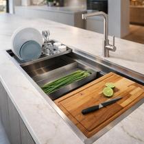 Cuba Cozinha Gourmet 1 Metro Workstation Inox 304 Escovado Com Acessórios Tábua de corte, cesto multiuso e Escorredor para Pratos, Talheres e Copos