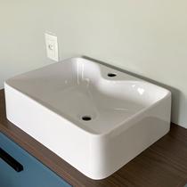 Cuba Pia de Apoio para Banheiro Prisma 46,5x36x14 Mármore Sintético Cuba Pia de Apoio para Banheiro Prisma 46,5x36x14 Mármore Sintético