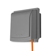 Cubierta metálica impermeable para tomacorrientes eléctricos exteriores Sigma de 2 módulos