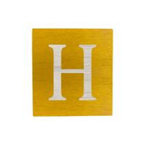 Cubo Amarelo Letra Branca Festa Chá de Bebê Decoração 8x8x8 Cm Mdf Madeira