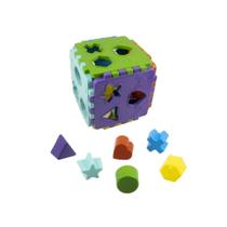 Cubo Educativo de Encaixar Candy - Brinquedo Pedagógico Infantil Formas Geométricas e Cores 14cm Cubo Educativo de Encaixar Candy - Brinquedo Pedagógico Infantil Formas Geométricas e Cores 14cm