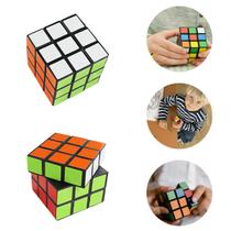 Cubo Mágico Interativo Quebra Cabeça Icônico Desafiador Exercita Mente Visual Paciência Diversão Brinquedo 3x3 Clássico