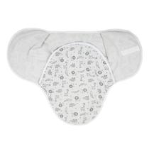 Cueiro Swaddle Papi Ajustável Flanelado 70x62cm Selva Neutro Cueiro Swaddle Papi Ajustável Flanelado 70x62cm Selva Neutro