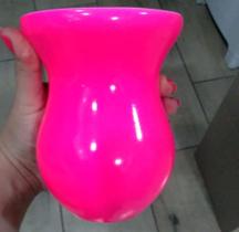 Cuia de madeira neon