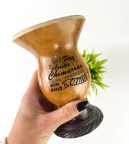 Cuia de Porongo Com Pé de Resina - Que A Paz O Amor E O Chimarrão Sempre Estejam...