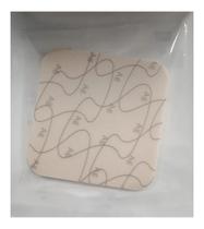 Curativo Espuma Não Aderente C/ Prata Impermeável a Bactérias Diminui Pressão Da Ferida Hipoalérgico 10x10 - Unidade