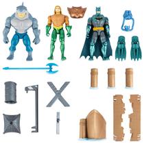 DC Comics, Gotham City Harbor Chaos Playset Batman de 4 polegadas, Aquaman, King Shark Action Figures Brinquedos Infantis para Meninos e Meninas de 3 anos ou mais (Exclusivo da Amazônia)