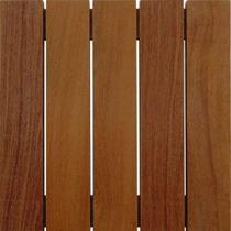 Deck em Placa de Madeira Modular Base Madeira 50cm x 50cm Madersilva Marrom/Cumaru Deck em Placa de Madeira Modular Base Madeira 50cm x 50cm Madersilva Marrom/Cumaru