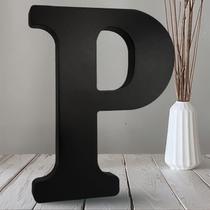 Decoração artesanal AOCEAN de 10" em madeira preta com letra P Decoração artesanal AOCEAN de 10" em madeira preta com letra P